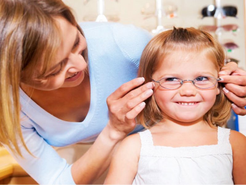Как выбрать детские очки для зрения - основные правила